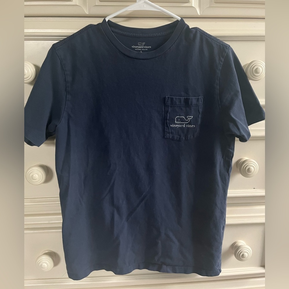 Girls Large Vineyard Vines t-shirt